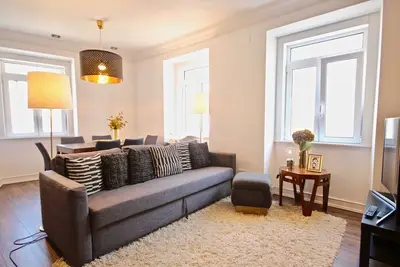 Image de Appartement duplex rouge Rozier, Wi-Fi, balcon