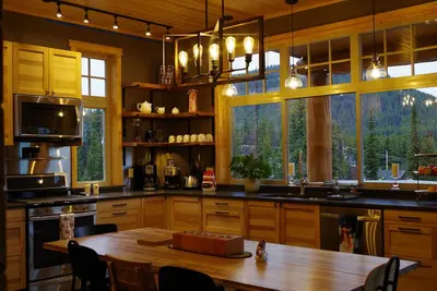 Image de Nouveau chalet Ski-in / Ski-out sur sentier des grands-pères avec vue panoramique