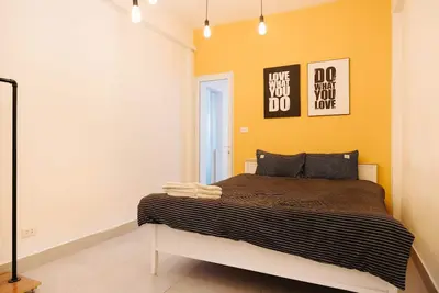 Image de Uinque Railway View Apartment - Spacieux Et PRIVÉ