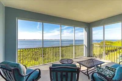 Image de *** Vente *** Acheter 4 Nuits, Obtenir Une Gratuite. Condo De Luxe 3/3 Sur Le Son Anna Maria. Valable Du 12/15/19. Ne Manquez Pas Cette Offre SPÉCIALE De 5 Nuits Dans Un Port Particulier. Exclut toute fen��tre de vacances. Offre valable pour les réserv.