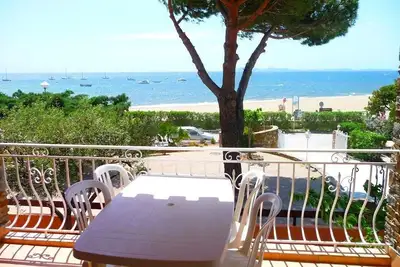 Image de Appartement T2 *** 4 pers. à 10m de la Plage avec Vue Mer & Piscine CHAUFFÉE (5)