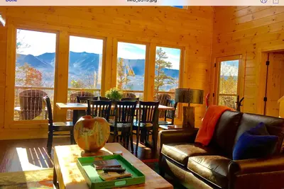 Image de Nouvelle cabine de luxe privée, 3 suites King, une vue imprenable. 10 personnes confortablement