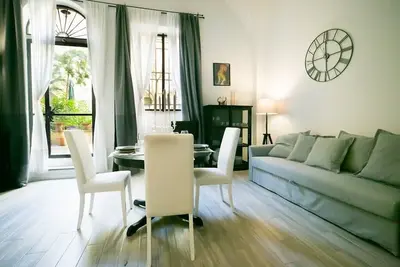 Image de Cynthia's garden - Appartement avec jardin privé