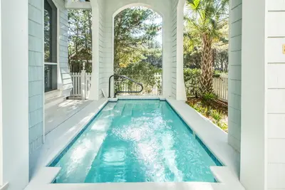Image de ☼Le Nautilus☼Luxury 5br in WaterSound-Open du 6 au 13 juillet! Golf Cart - 4 vélos