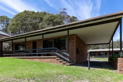 Image de Cuttagee Beach Cottage 2 - Hébergement abordable et familial, sur la plage!