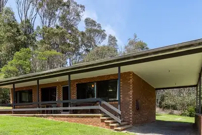 Image de Cuttagee Beach Cottage 3 - Hébergement abordable et familial, sur la plage!