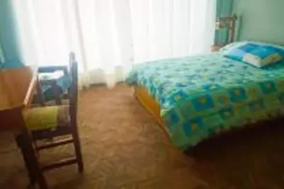 Image de Chambre COMPLÈTE Avec Salle De Bain PRIVÉE