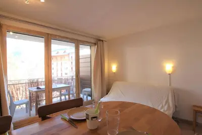 Image de Studio 4 pers. à Briançon – Pied de pistes, proche commerces, balcon, parking privé