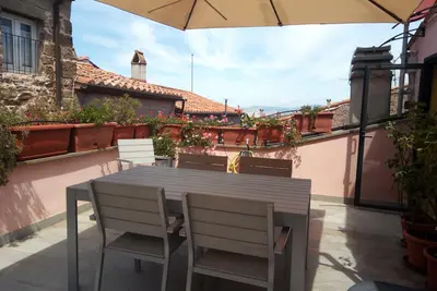 Image de Maison dans le village ancien avec terrasse panoramique