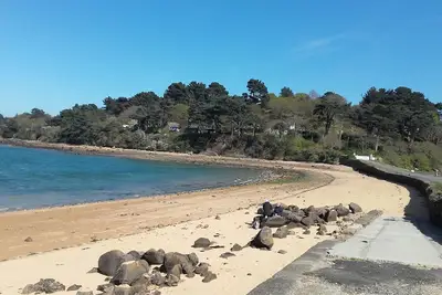 Image de Maison spacieuse, proche plage - sillon du Talbert (6 p. ), avec grand jardin