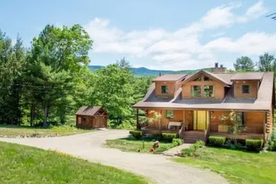 Image de 4 chambres / 4 salles de bain-White Mountains-Log Home Retreat
