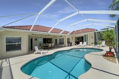 Image de Casa del Sol villa, piscine chauffée toute l'année, 6 couchages South Gulf Cove en Floride