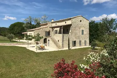 Image de DRÔME PROVENÇALE Grande Maison En Pierre Luxueuse