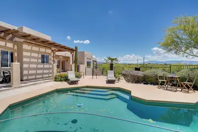 Image de Nouveau! Private Tucson Home w / Vue panoramique sur la montagne et la piscine