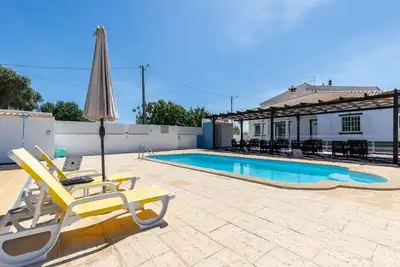 Image de Squad Grey Apartment, Piscine, Wifi, Ac