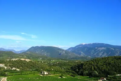 Image de maison avec Wifi avec sa vue panoramique du Mont Ventoux et des Baronnies
