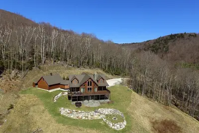 Image de New Listing - Maison de bois de luxe avec une vue imprenable