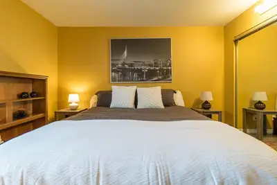 Image de Reste, reste et joue dans le luxe