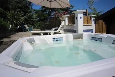 Image de Appartement à 15 km de la plage, jacuzzi, sauna, 5 couchages, tout équipé