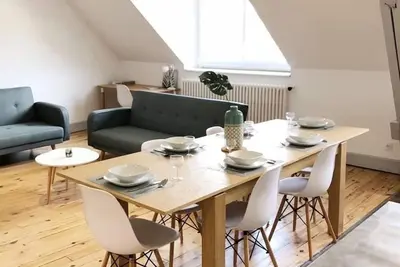 Image de T4 Hyper Centre • Calme • Wifi • 600m Sanctuaire