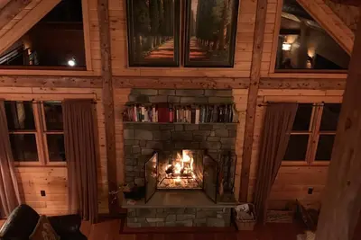 Image de Superbe cabane en rondins dans les Berkshires