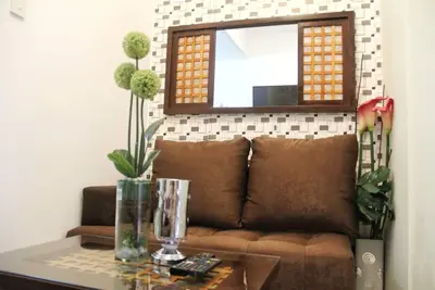 Image de WINDcondo confortable dans COOLsuites avec vue sur la verdure