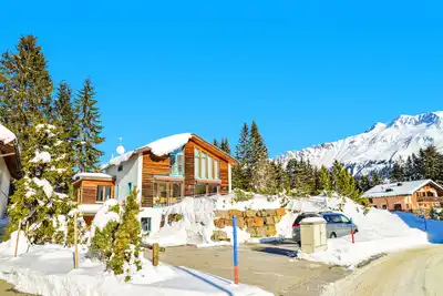 Image de Maison neuve et luxueuse emplacement de rêve avec accès aux remontes pentes