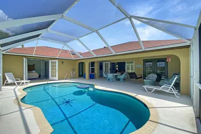 Image de Casa Ricardo, 8 personnes, piscine privée chauffée, Rotonda, Floride