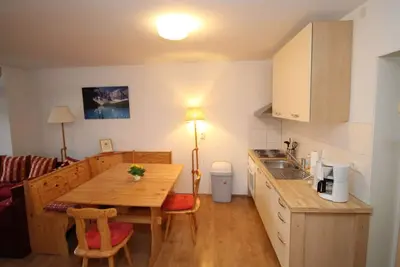 Image de Joli appartement pour 8 personnes avec Wifi, Tv, balcon et parking