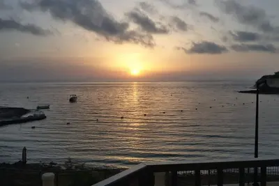 Image de Merhba Beach Front Corner Apartment.