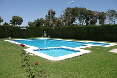 Image de Alicante appartement 3 chambres avec Piscine, près de la plage. Wifi Tv Française