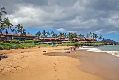 Image de Regardez les baleines, les couchers de soleil, une vue imprenable sur l'océan et à quelques pas de la plage!