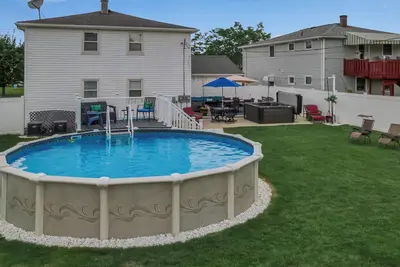 Image de Maison spacieuse / confortable près de Buffalo / Bills / Airport / Niagara Falls