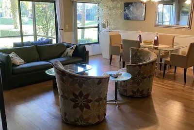 Image de Palm Beach Polo Club - 3bdrm / 3 salles de bain West Gate - Equestrians - 561-543-5573