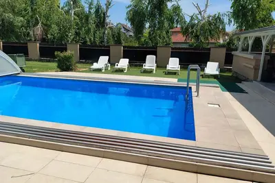 Image de Maison de vacances avec piscine et climatisation