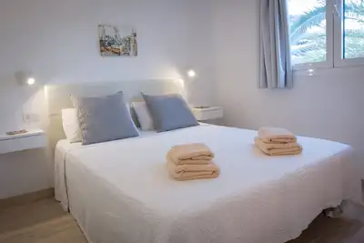 Bel appartement idéal pour couple. Parc naturel à proximité et les grandes plages