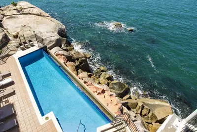 1 Appartement Bright Point 5301