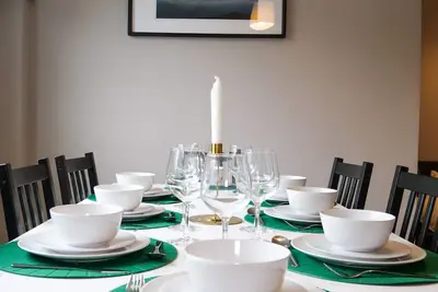 Image de Luxury Apt, w / 2 bath -Parfait pour les grands groupes! !