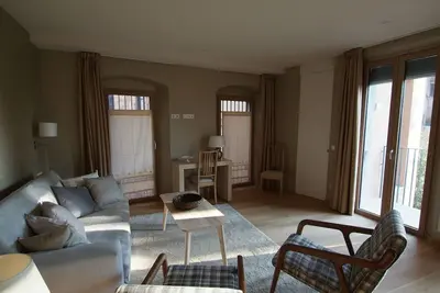 Image de Magnifiquement meublé appartement de luxe de deux chambres à Barri Vell, Girona