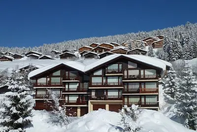 Image de Charmant studio cabine 4 personnes- proximité des pistes, vue dégagée
