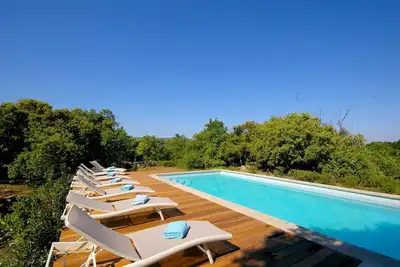 Image de Ravissante Bastide Provencale 5*- Cadre idyllique - Piscine chauffée Boulodrome