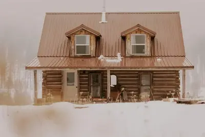 Image de Cabine confortable dans les montagnes paisibles d'Okanogan