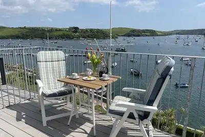 Image de 36 The Salcombe, avec piscine à Salcombe, Réf 994992