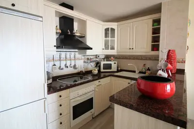 Image de Bonnes prestations pour un appartement de très bon standing, spacieux, bien entretenu, prè