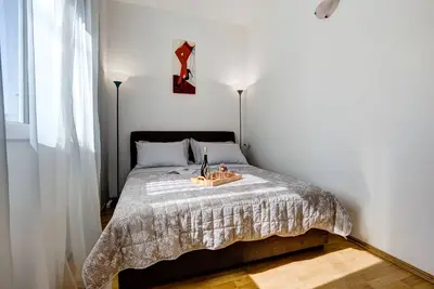 Image de Appartement 1 chambre confortable avec vue sur la baie