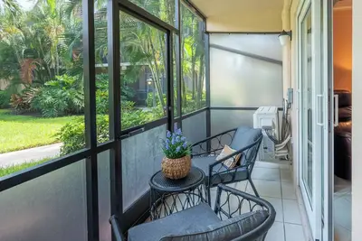 Image de Détendez-vous et profitez de vos vacances dans cette jolie location de condo d'une chambre.
