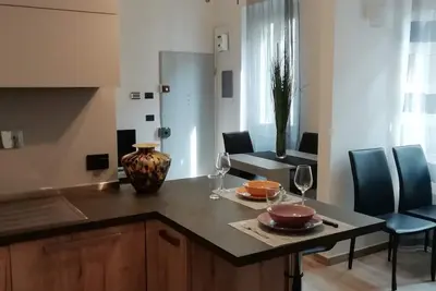 Santa Croce. Bel appartement avec une loggia sur les toits