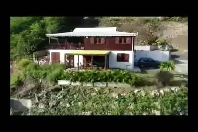 Image de Le Gosier- Bas de villa, calme et confortable dans la fraicheur de la végétation