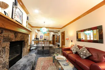 Image de Promenez-vous partout au cœur de Beaver Creek - la meilleure équipe de voituriers de ski du village