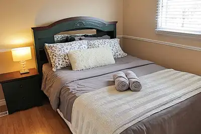 Image de Lakeside 2Br / 1Ba 2 levels Appt Prvt Bath & Kitchen Prvt Entrée 10 min jusqu'à Halifax